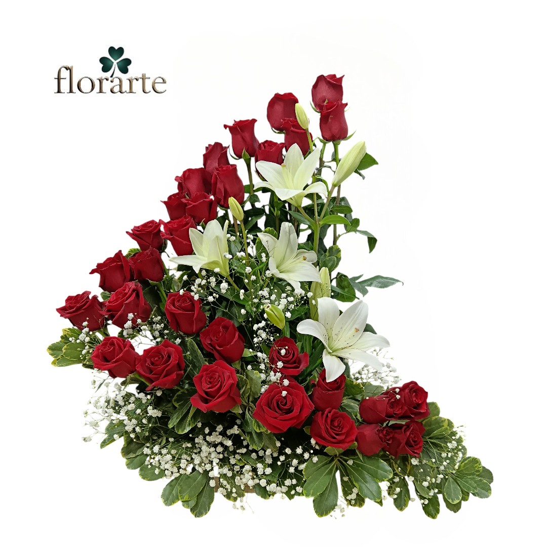 aq Arreglo 30 Rosas + 4 Lirios - Imagen 1